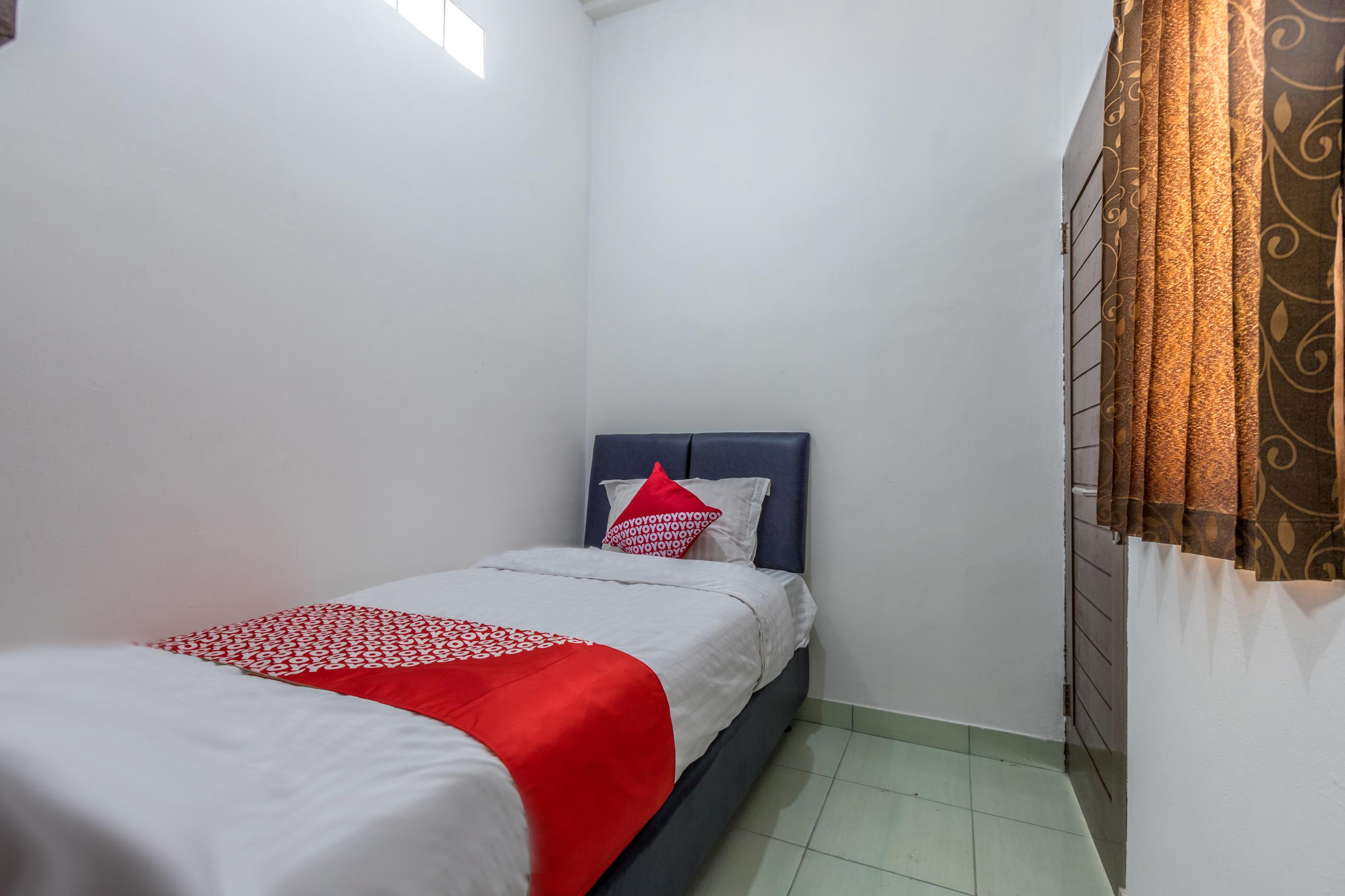 Super Oyo 1487 Residence Khoe Jakarta Exterior foto