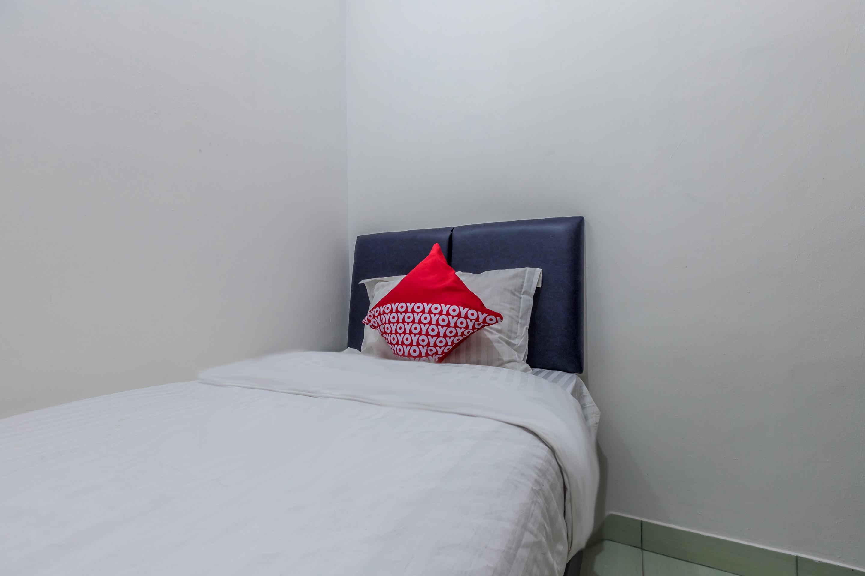 Super Oyo 1487 Residence Khoe Jakarta Exterior foto